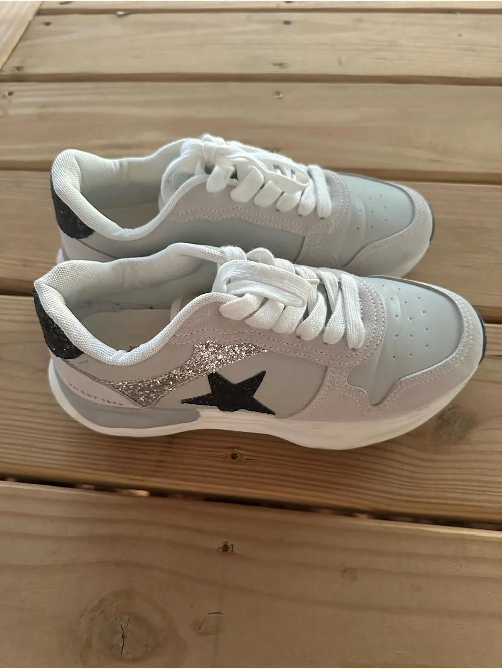 Vintage Havana Run Sneakers